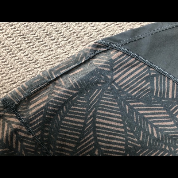 Lululemon tank top - Picture 4 of 4